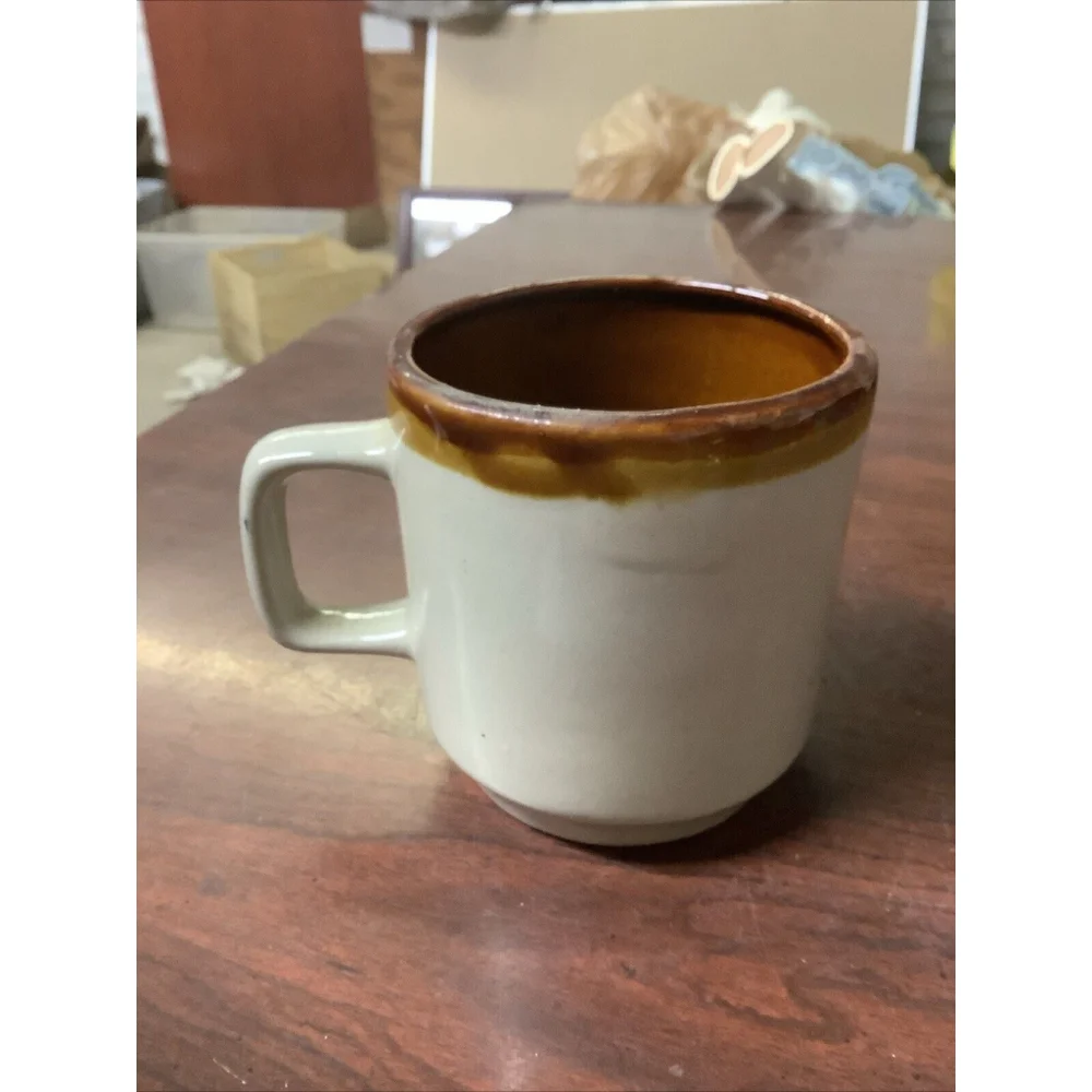 Six Flags Vintage Coffee Mug 1970’s Tea Cup Brown Glaze 4”